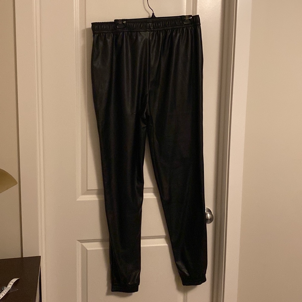 Pants - Picture 4 of 4